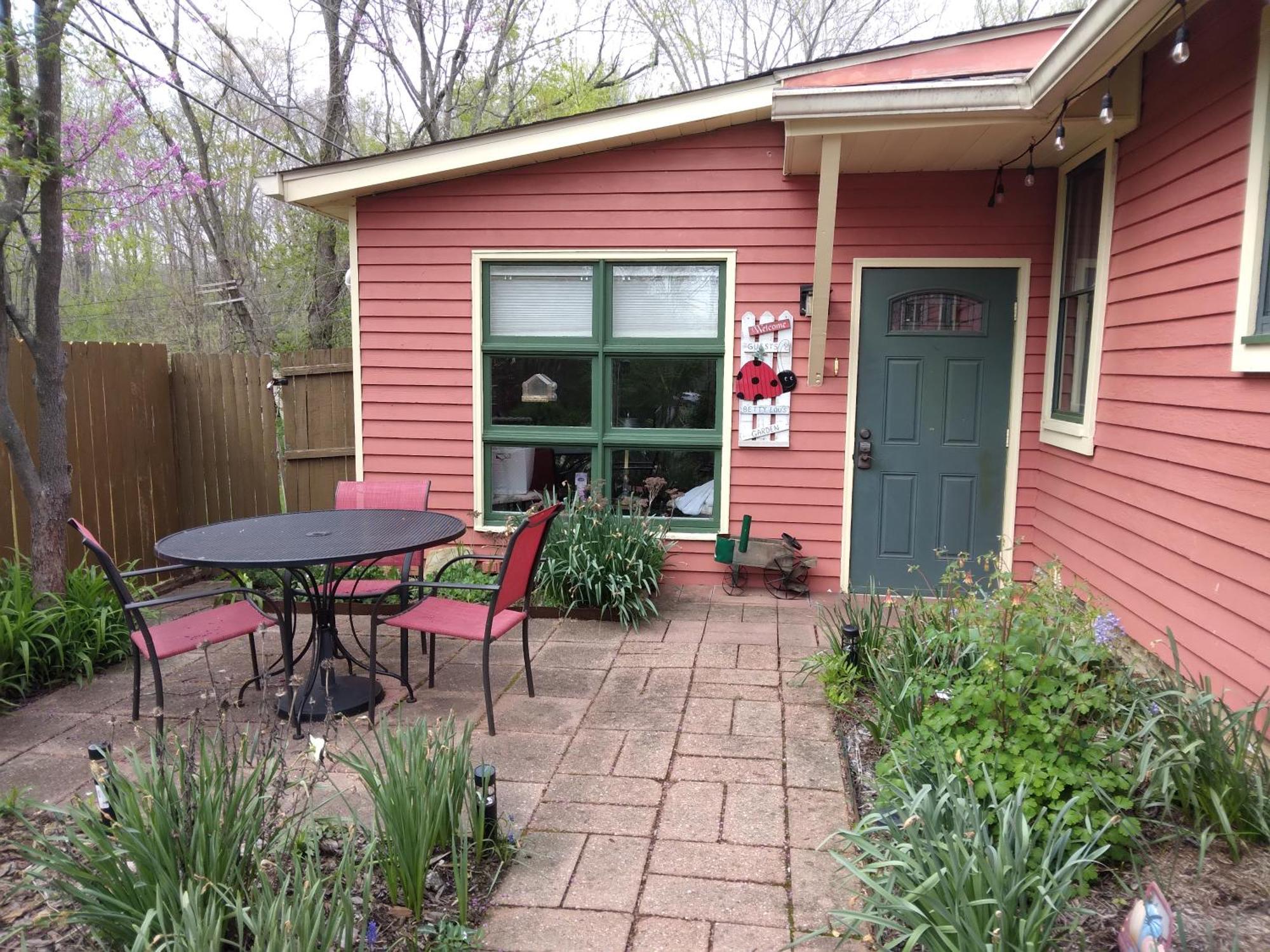 Betty Lous Garden Bed & Breakfast Nashville Exterior photo