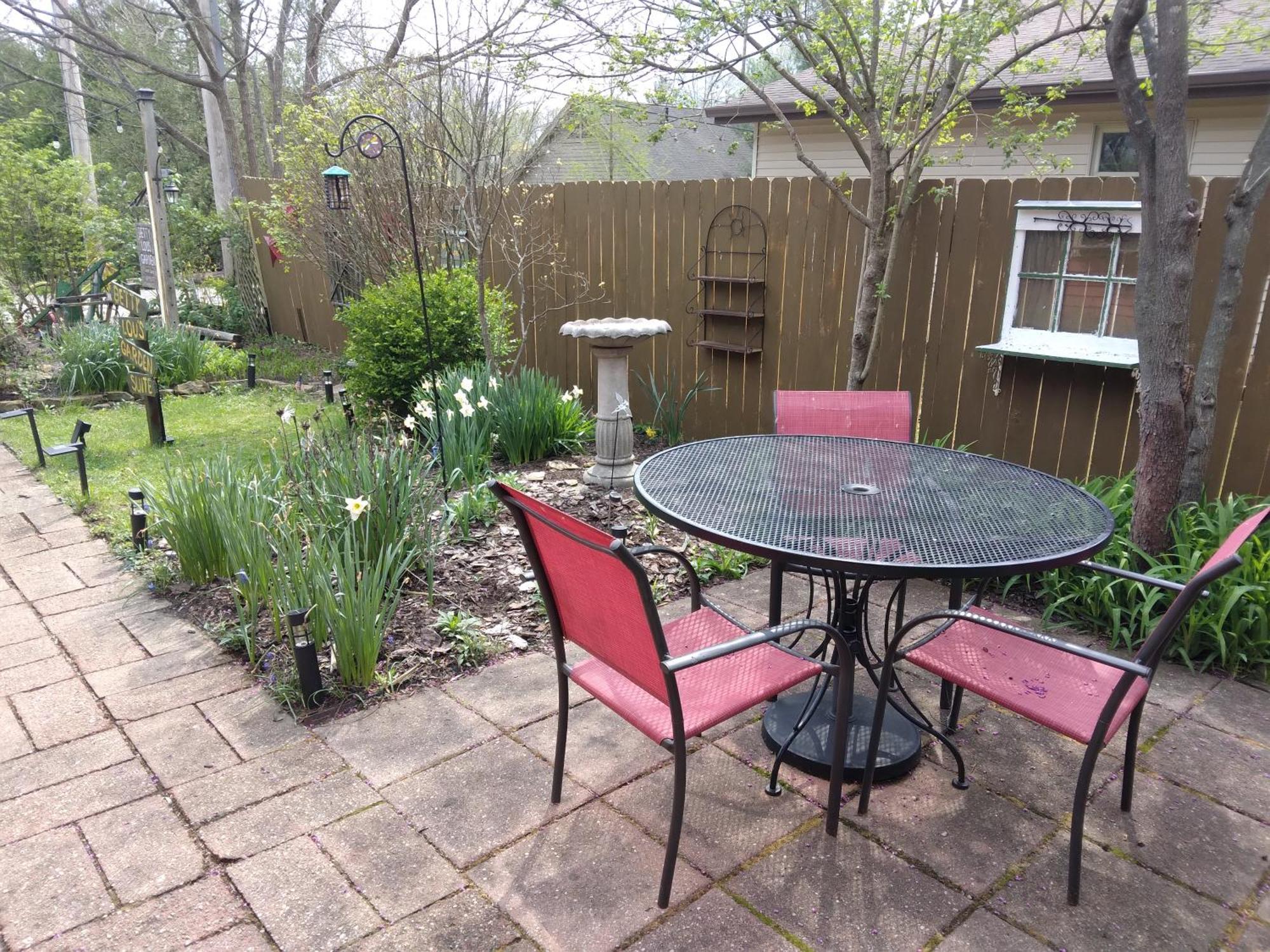 Betty Lous Garden Bed & Breakfast Nashville Exterior photo